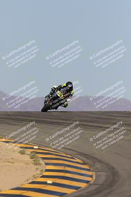 media/Oct-08-2023-CVMA (Sun) [[dbfe88ae3c]]/Race 3 Amateur Supersport Middleweight/